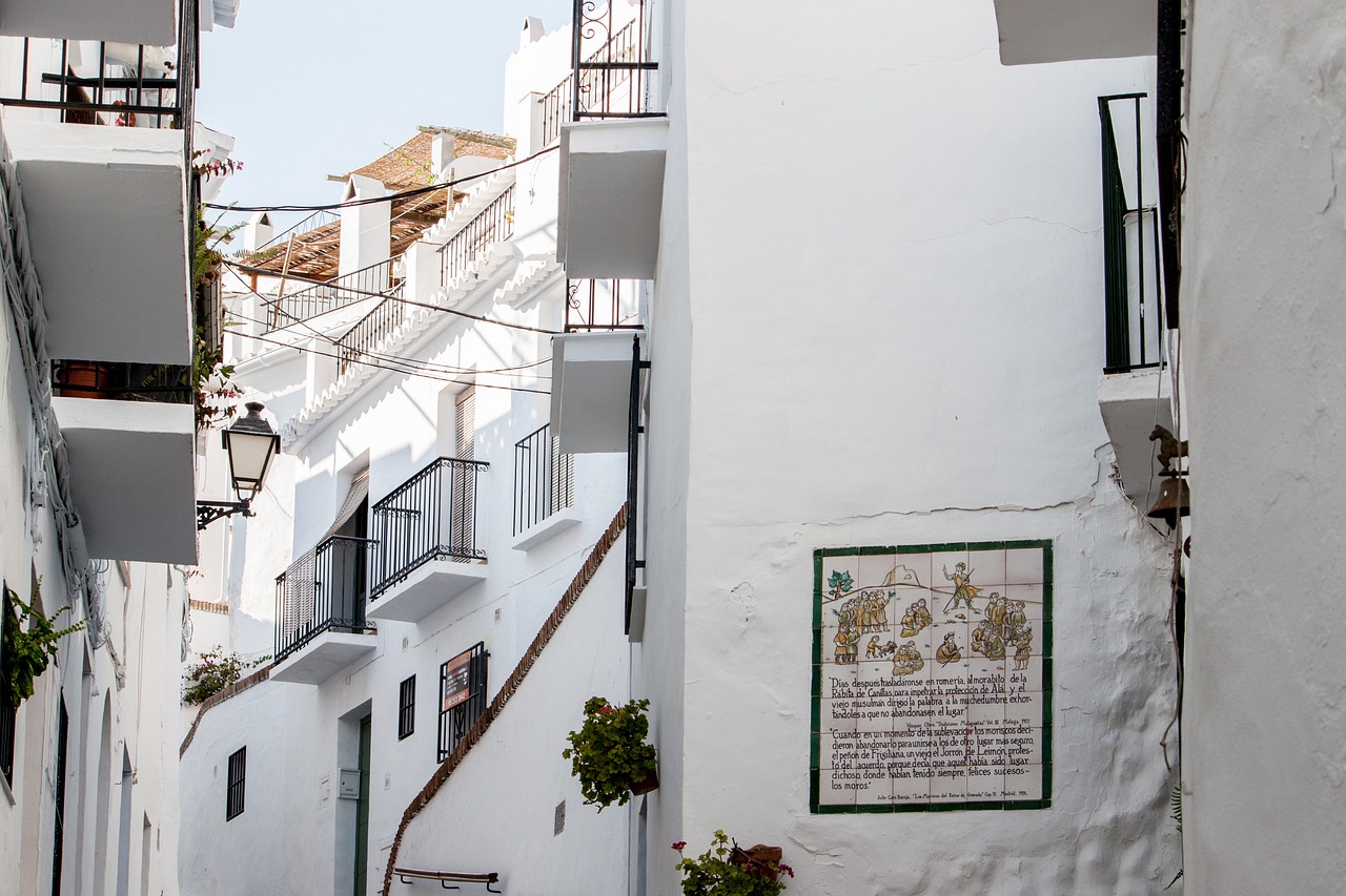 İspanya'nın Beyaz İkonları Ronda, Frigiliana ve Eşsiz Beyaz Köyler 