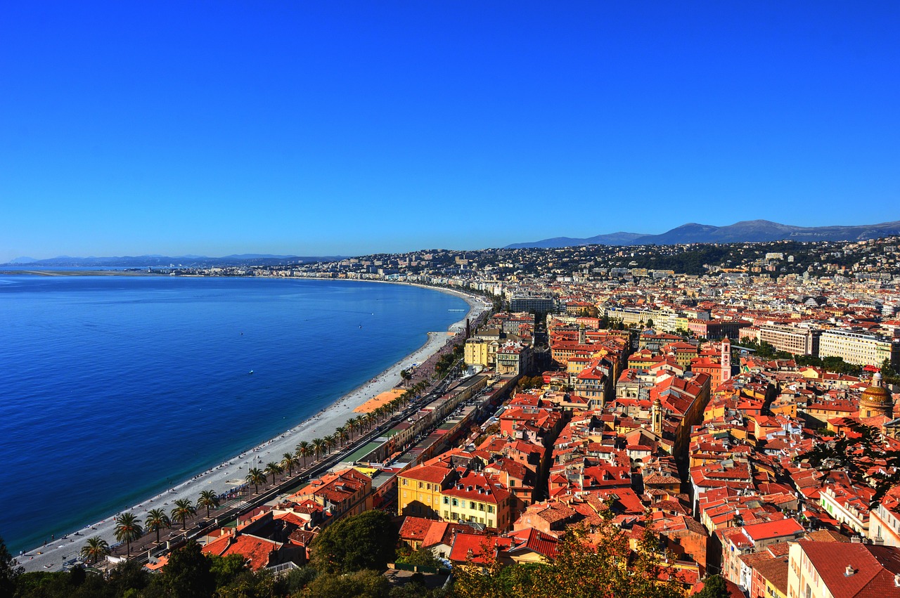 Cazibesiyle Büyüleyen Fransız Rivierası'nın Muhteşem Sahil Kasabaları ve Plajları